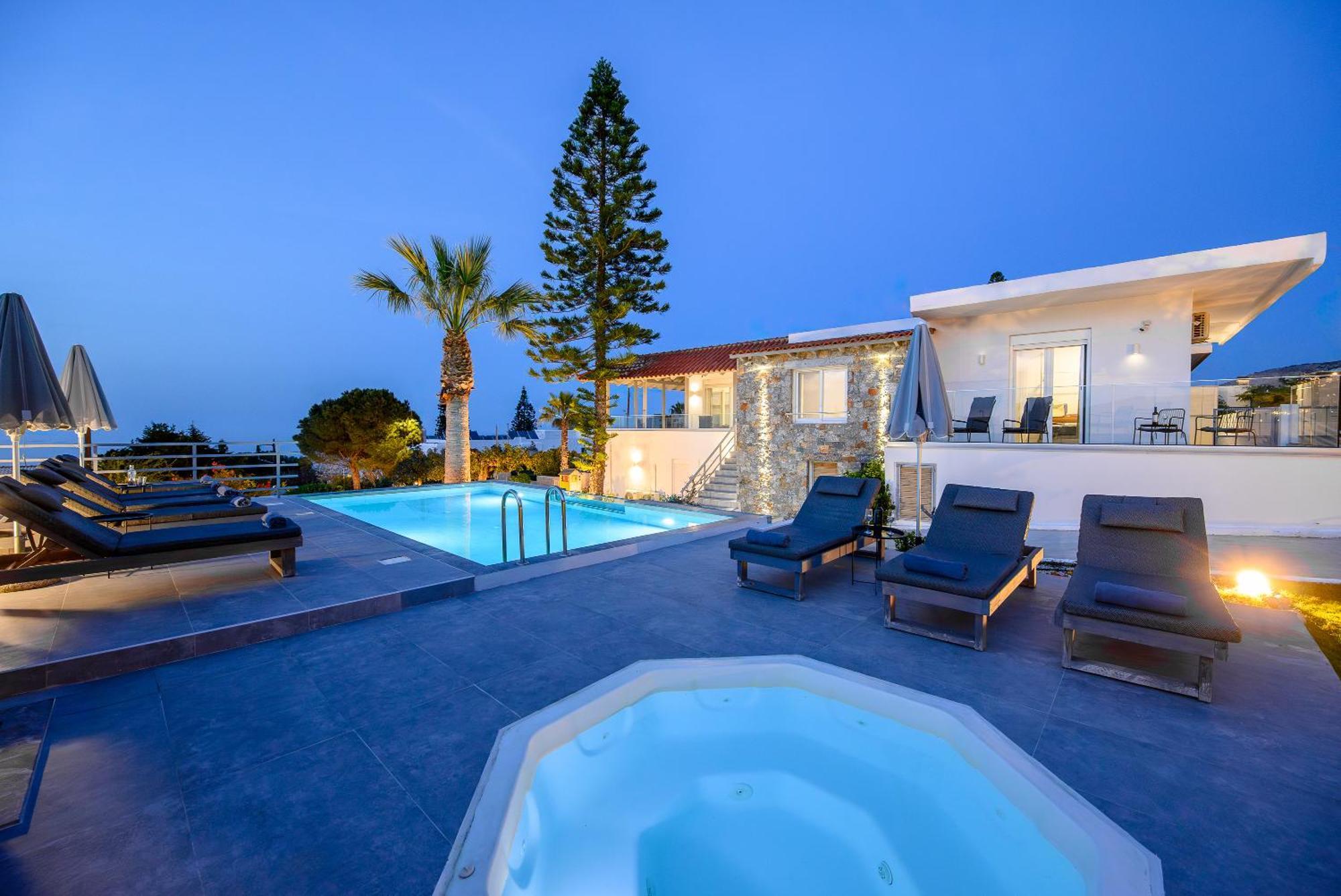 Queen'S Gem Luxury Villa - Heated Jacuzzi & Pool Hersonissos  Exteriör bild