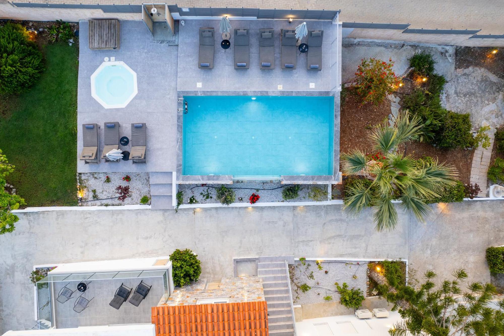 Queen'S Gem Luxury Villa - Heated Jacuzzi & Pool Hersonissos  Exteriör bild